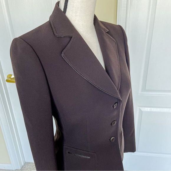 Tabari Size 2P Brown Leather Trim Three Button Suit Jacket with Front Pockets - Picture 9 of 13